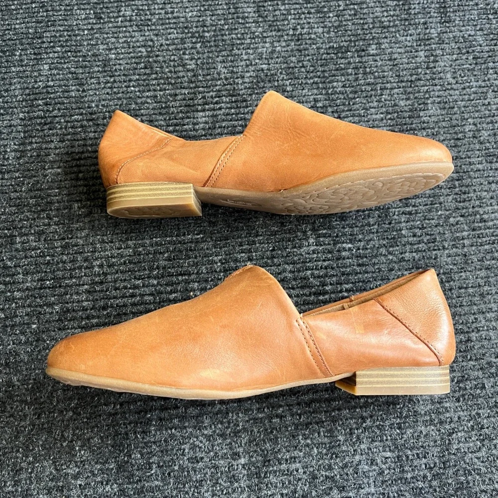 b.o.c. Born Concept Tan Leather Loafer Flats preppy women 8 Brown Slip On casual